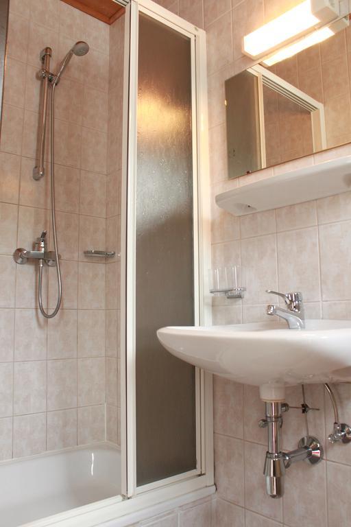 Hotel Stecher Oetz Ngoại thất bức ảnh